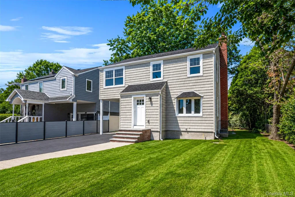 52 Norfeld Boulevard Elmont NY 11003