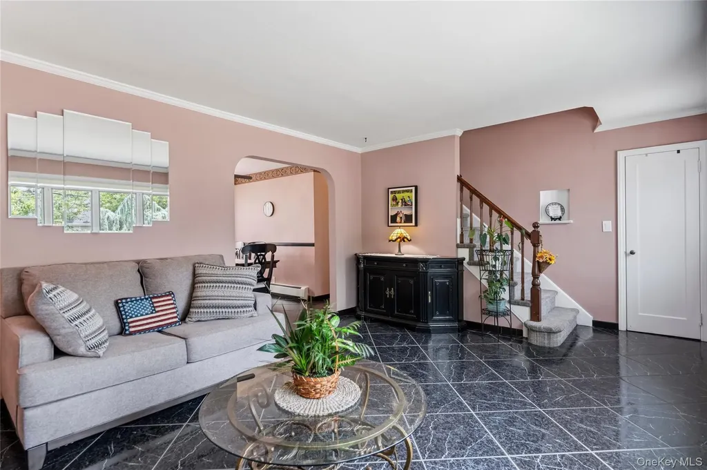 78 Ambrose Avenue Malverne NY 11565