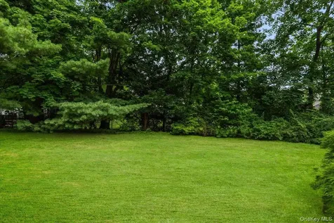 3 Genesee Trail Harrison NY 10528