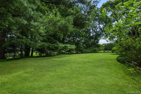 3 Genesee Trail Harrison NY 10528