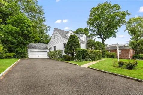 3 Genesee Trail Harrison NY 10528