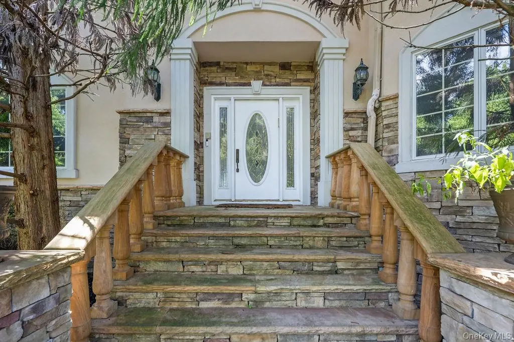 57 Wesley Chapel Road Suffern NY 10901