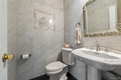 57 Wesley Chapel Road Suffern NY 10901