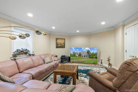 57 Wesley Chapel Road Suffern NY 10901
