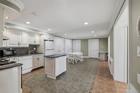 57 Wesley Chapel Road Suffern NY 10901