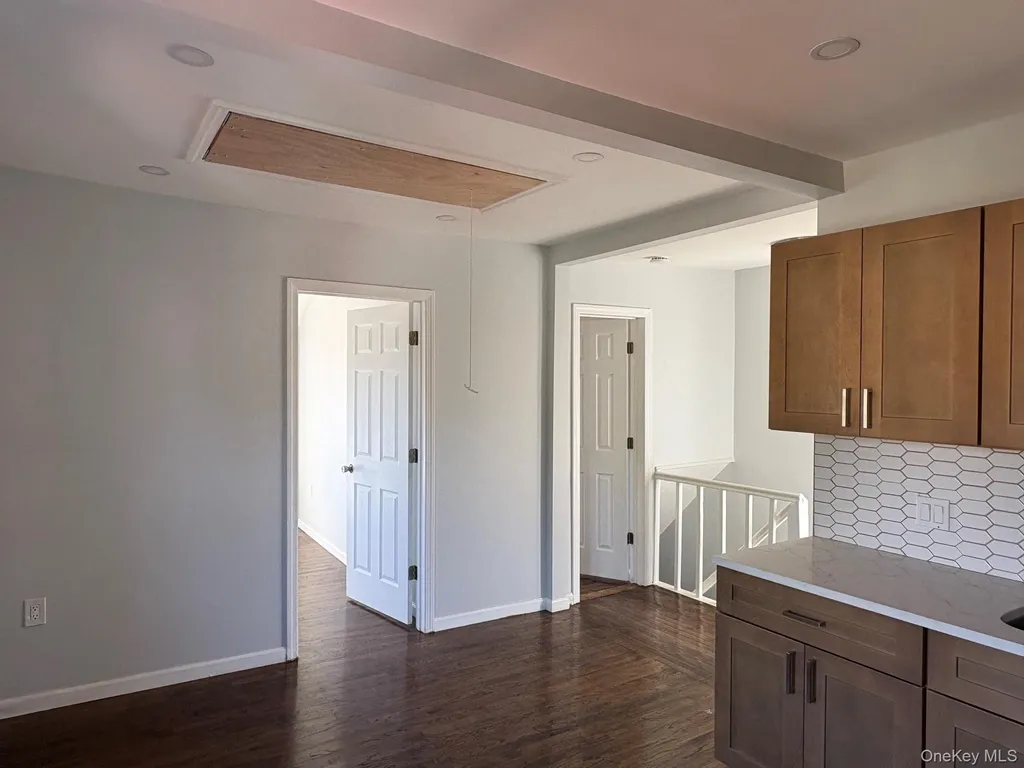 191-47 114th Drive Saint Albans NY 11412