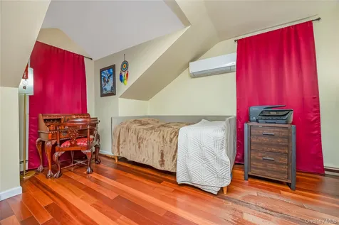 192 Sycamore Avenue Bethpage NY 11714