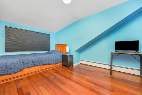 192 Sycamore Avenue Bethpage NY 11714