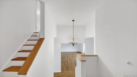 118 Van Etten Boulevard New Rochelle NY 10804