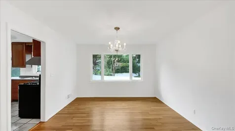 118 Van Etten Boulevard New Rochelle NY 10804
