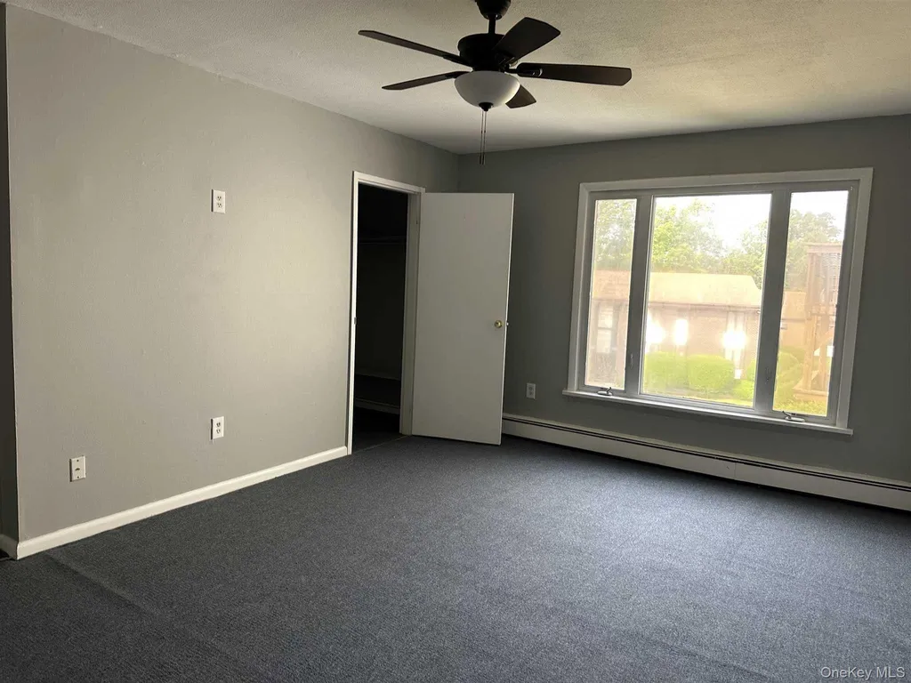 3 Hook Road Hyde Park NY 12601