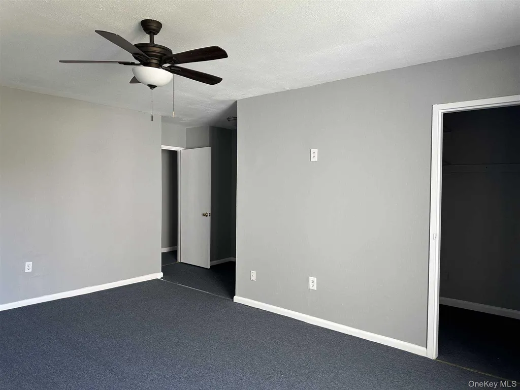 3 Hook Road Hyde Park NY 12601
