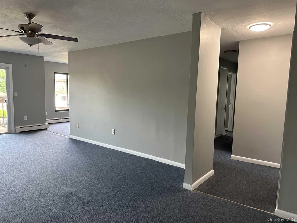3 Hook Road Hyde Park NY 12601