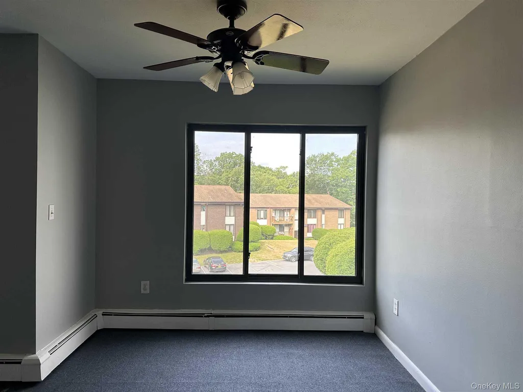 3 Hook Road Hyde Park NY 12601