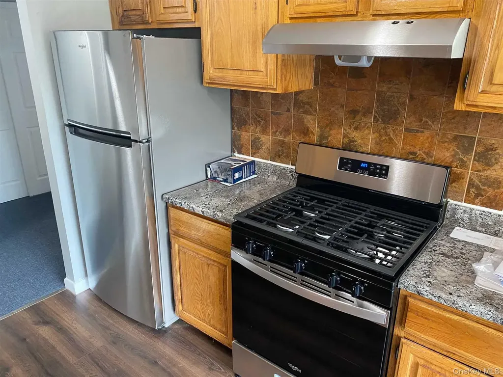 3 Hook Road Hyde Park NY 12601