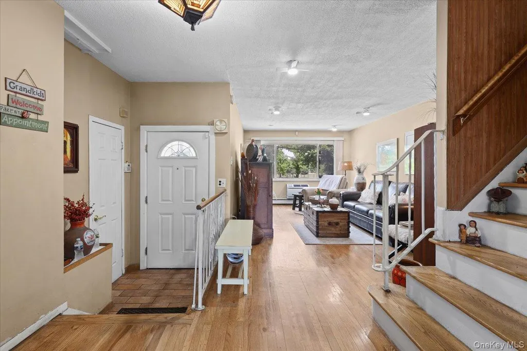 3132 Ampere Avenue Bronx NY 10465