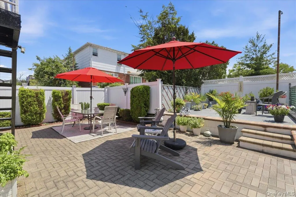3132 Ampere Avenue Bronx NY 10465
