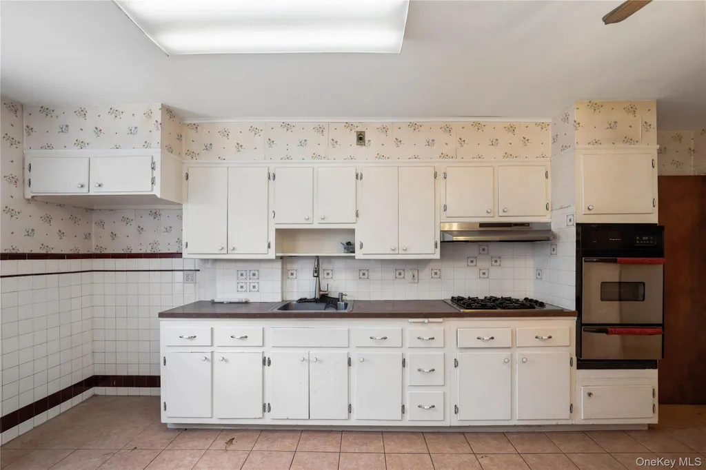 8430 129th Street Kew Gardens NY 11415