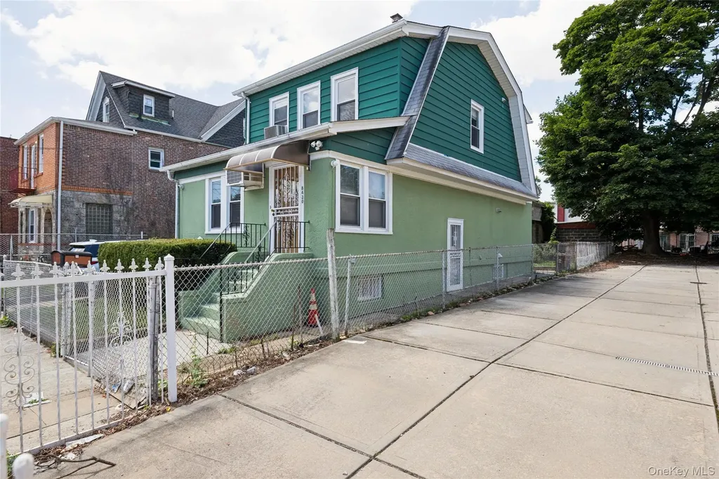 8430 129th Street Kew Gardens NY 11415