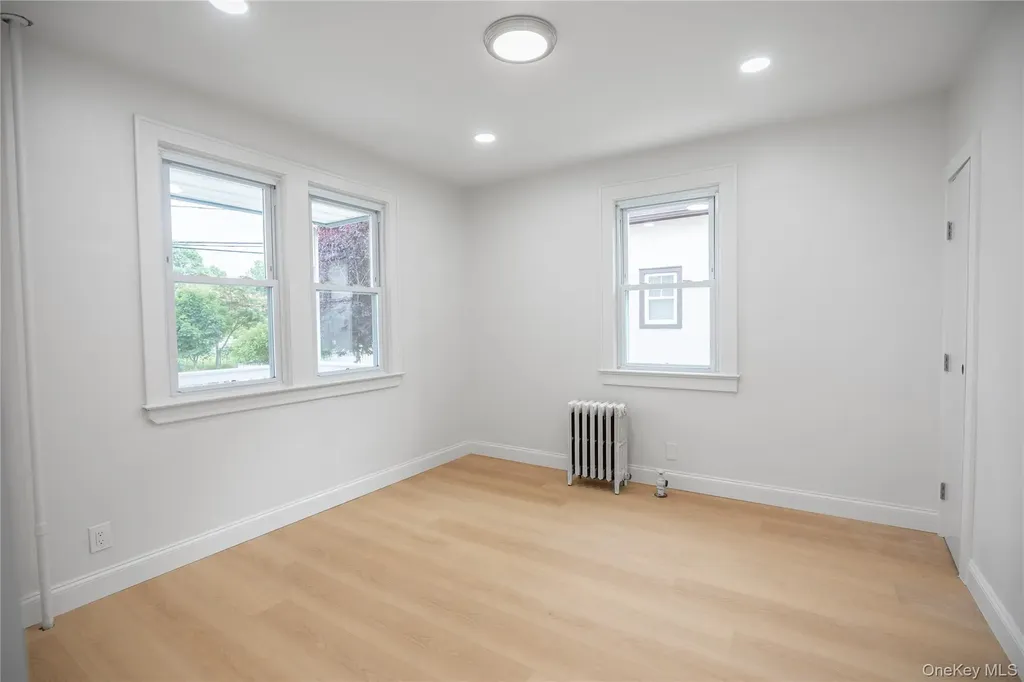 28 Cammerer Avenue East Rockaway NY 11518