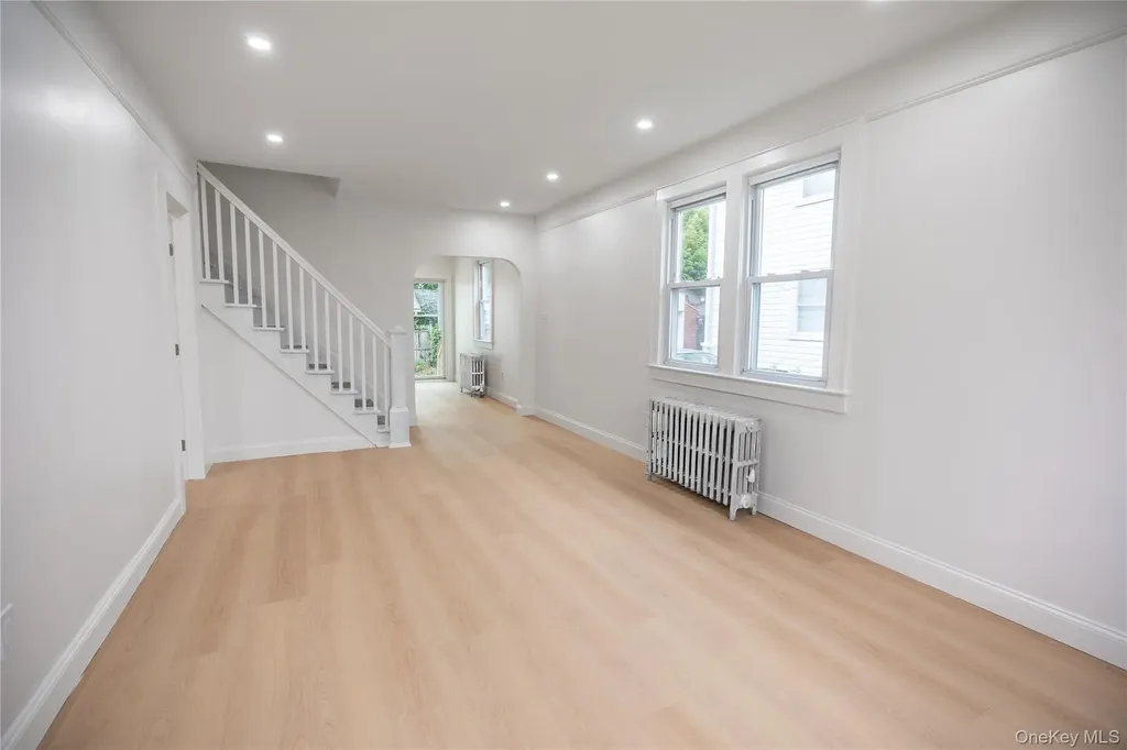 28 Cammerer Avenue East Rockaway NY 11518