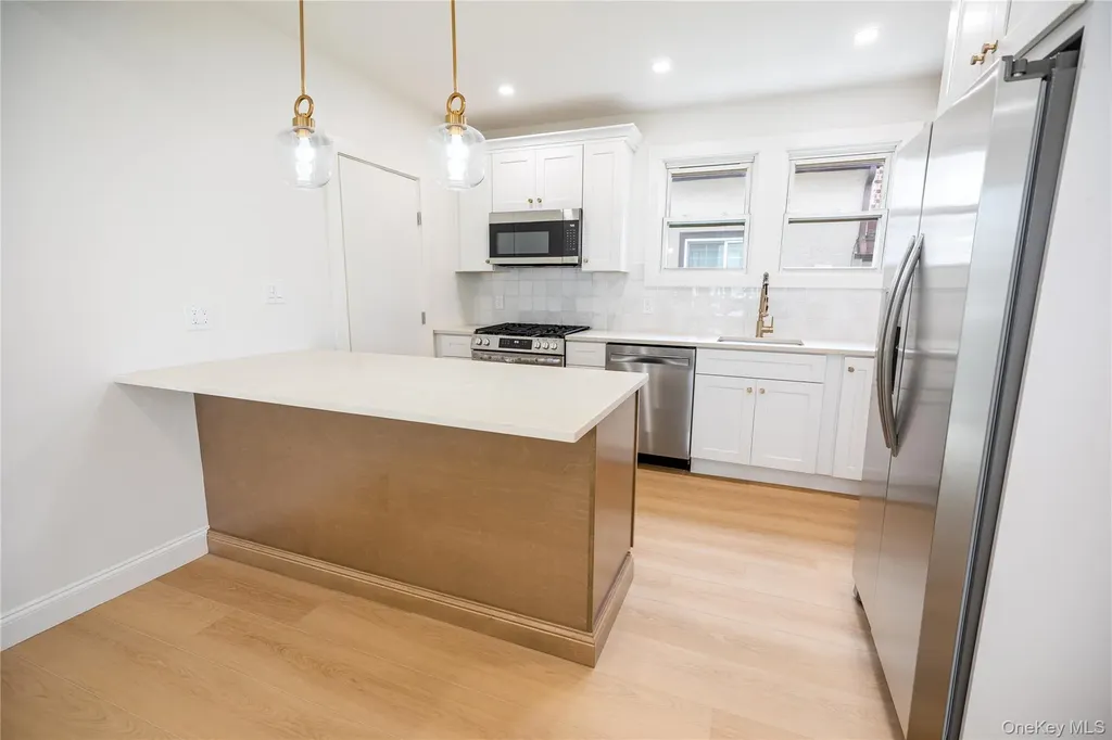 28 Cammerer Avenue East Rockaway NY 11518