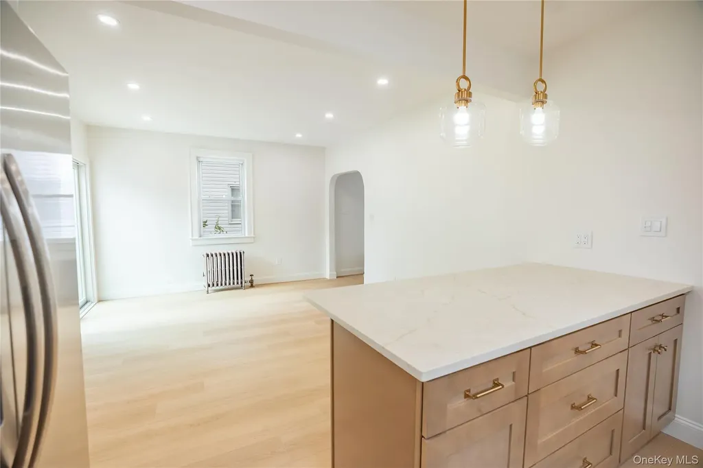28 Cammerer Avenue East Rockaway NY 11518