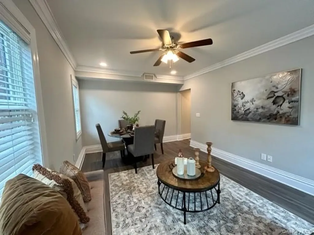 76 South Clinton Avenue Bay Shore NY 11706