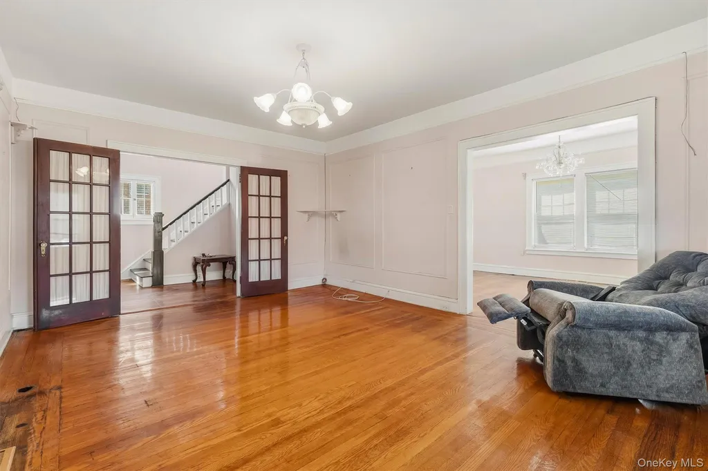 2950 Randall Avenue Bronx NY 10465
