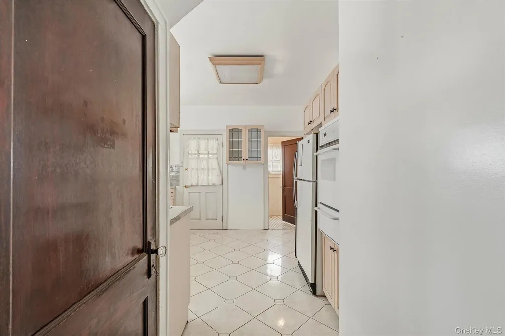 2950 Randall Avenue Bronx NY 10465