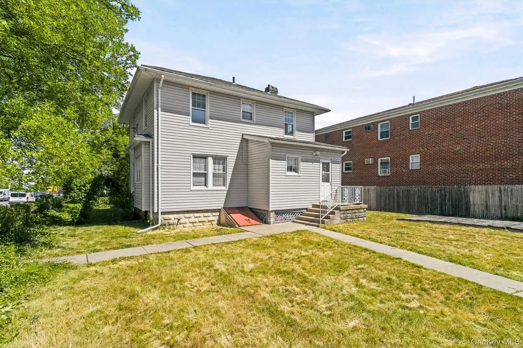 2950 Randall Avenue Bronx NY 10465