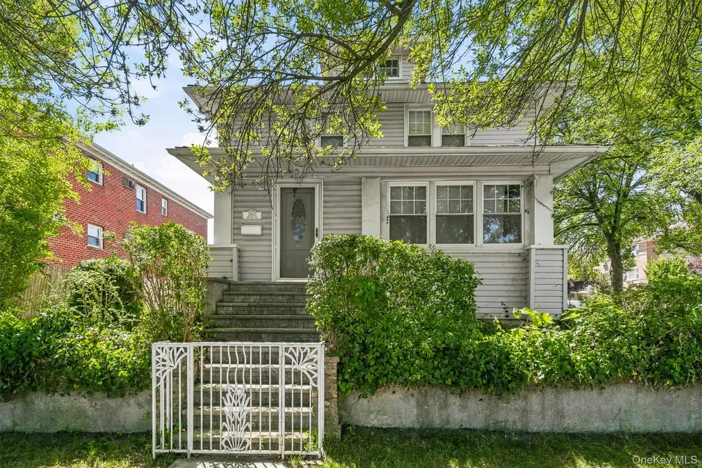 2950 Randall Avenue Bronx NY 10465