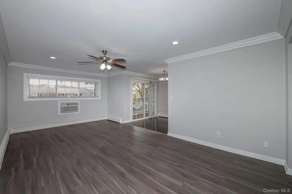 76 Mount Vernon Avenue Patchogue NY 11772