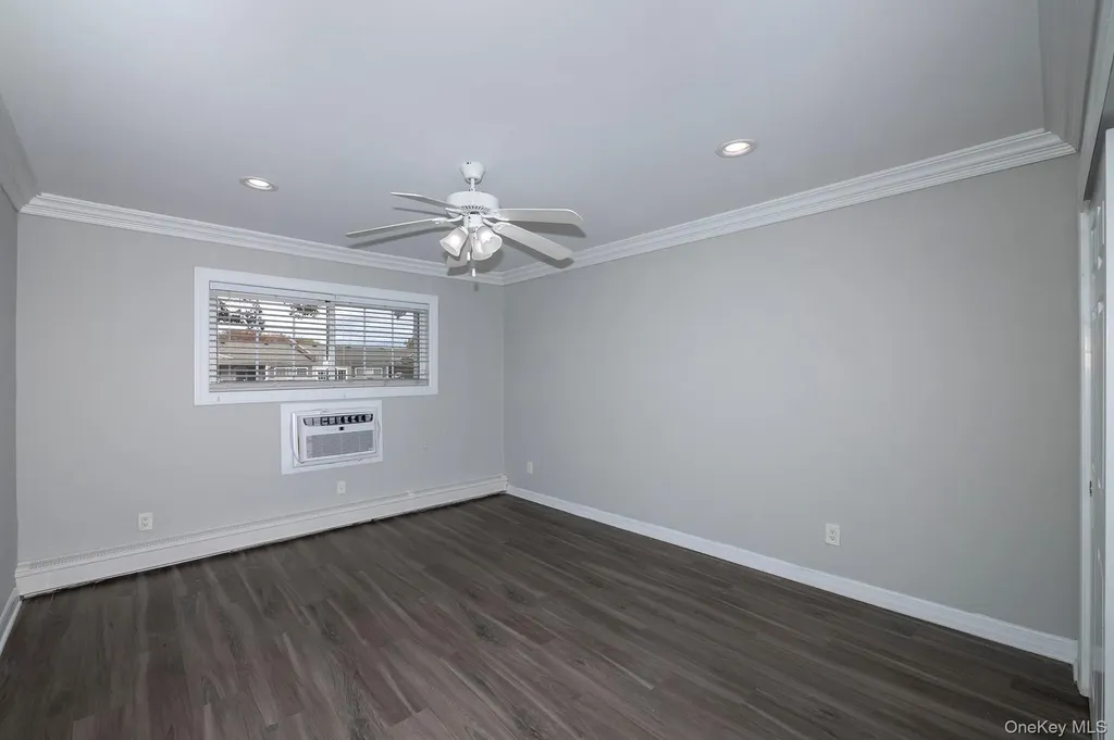 76 Mount Vernon Avenue Patchogue NY 11772