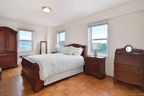 900 Palmer Road Bronxville NY 10708