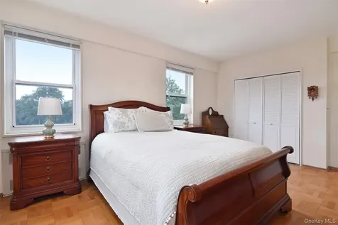 900 Palmer Road Bronxville NY 10708