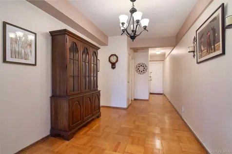 900 Palmer Road Bronxville NY 10708