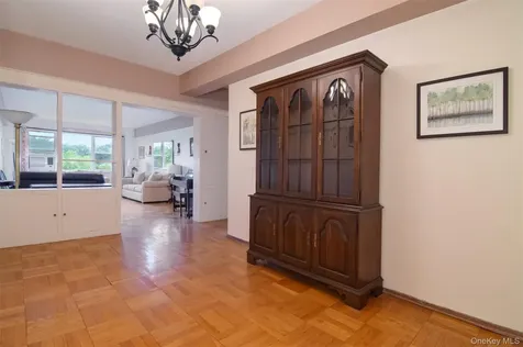 900 Palmer Road Bronxville NY 10708