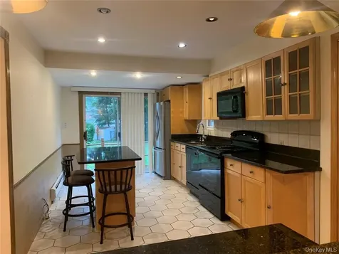 2 Stuart Drive Syosset NY 11791