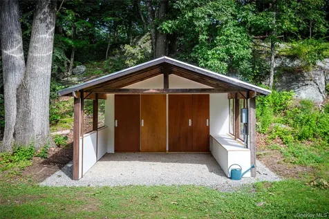 1306 Grants Lane Ossining NY 10562