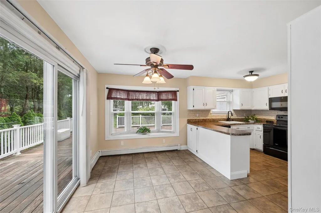 36 Champlin Street Ronkonkoma NY 11779