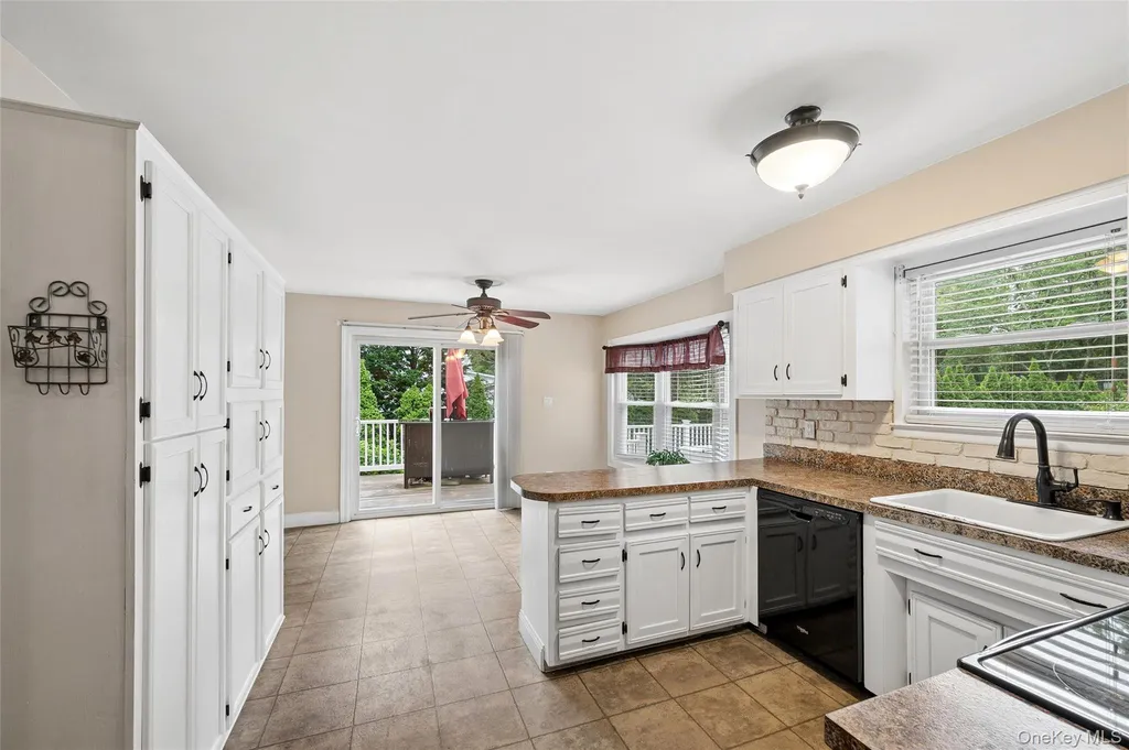 36 Champlin Street Ronkonkoma NY 11779