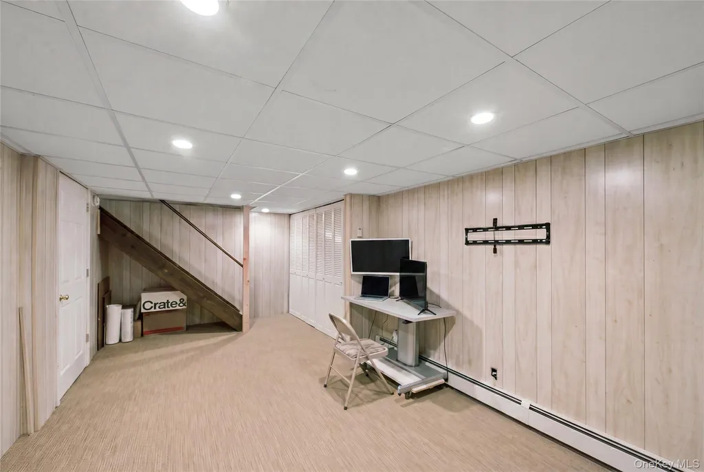 36 Champlin Street Ronkonkoma NY 11779