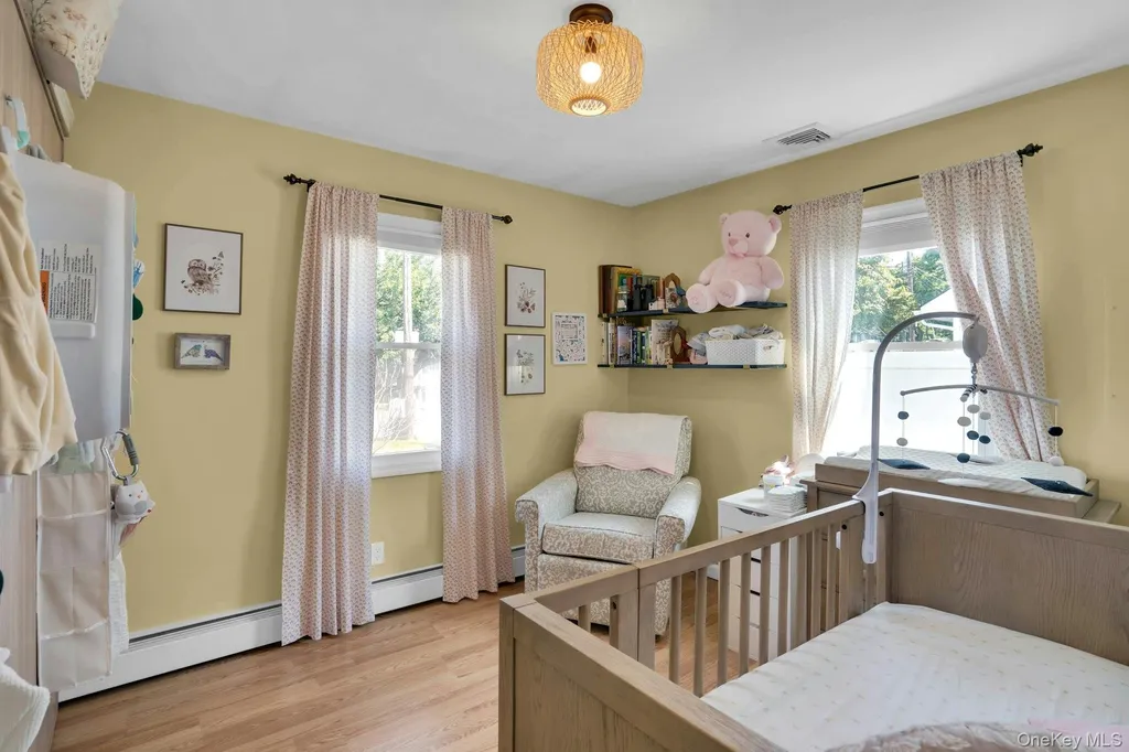 6 Linton Court West Babylon NY 11704