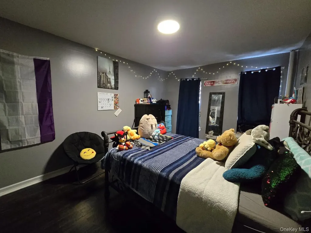 1670 Longfellow Avenue Bronx NY 10460