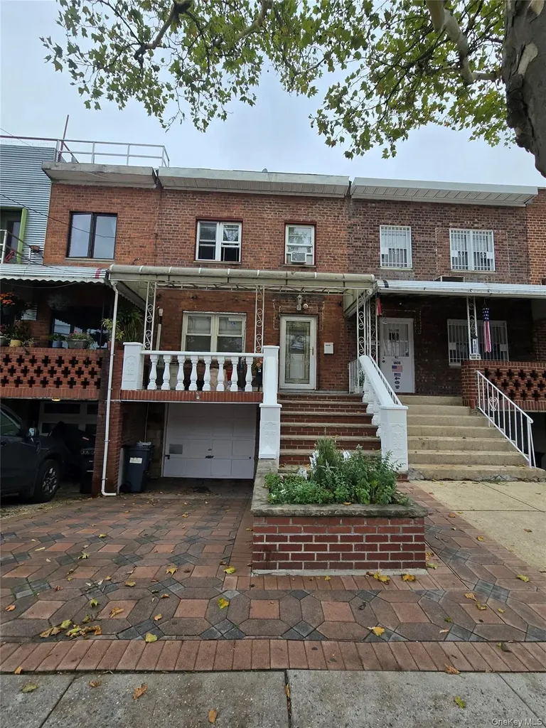 1810 Starr Street Ridgewood NY 11385