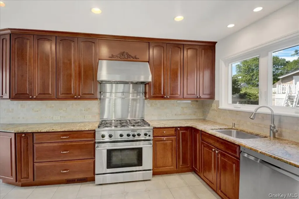 20 Plymouth Road White Plains NY 10603