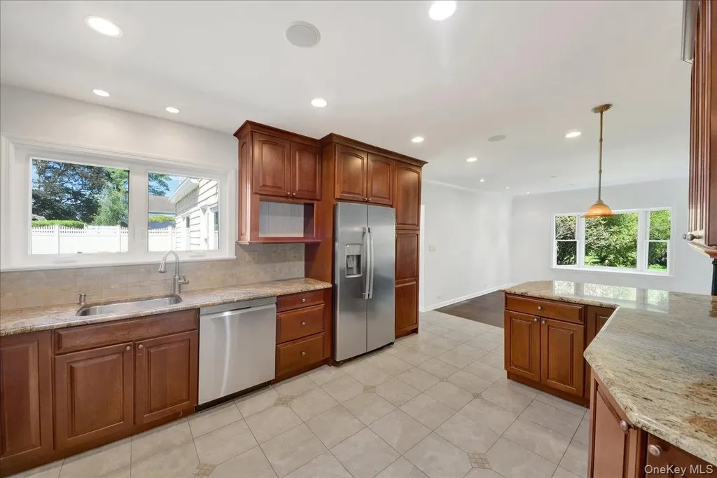 20 Plymouth Road White Plains NY 10603