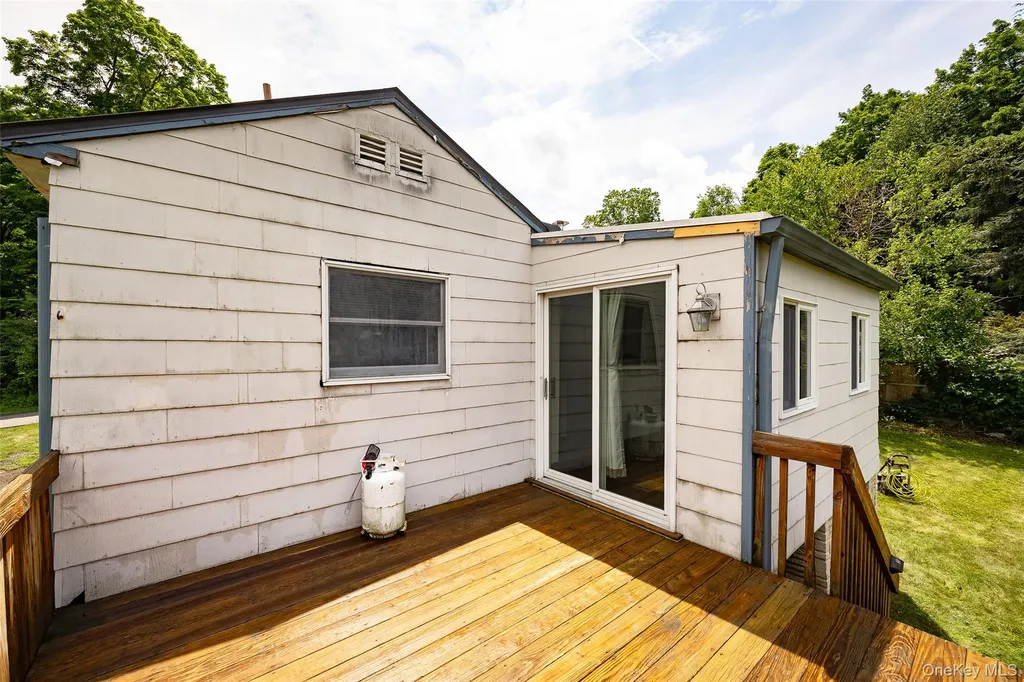 5 Willow Road Beacon NY 12508