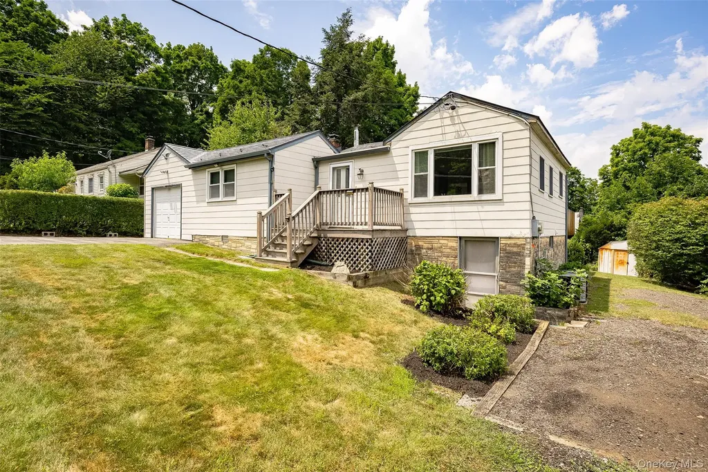 5 Willow Road Beacon NY 12508